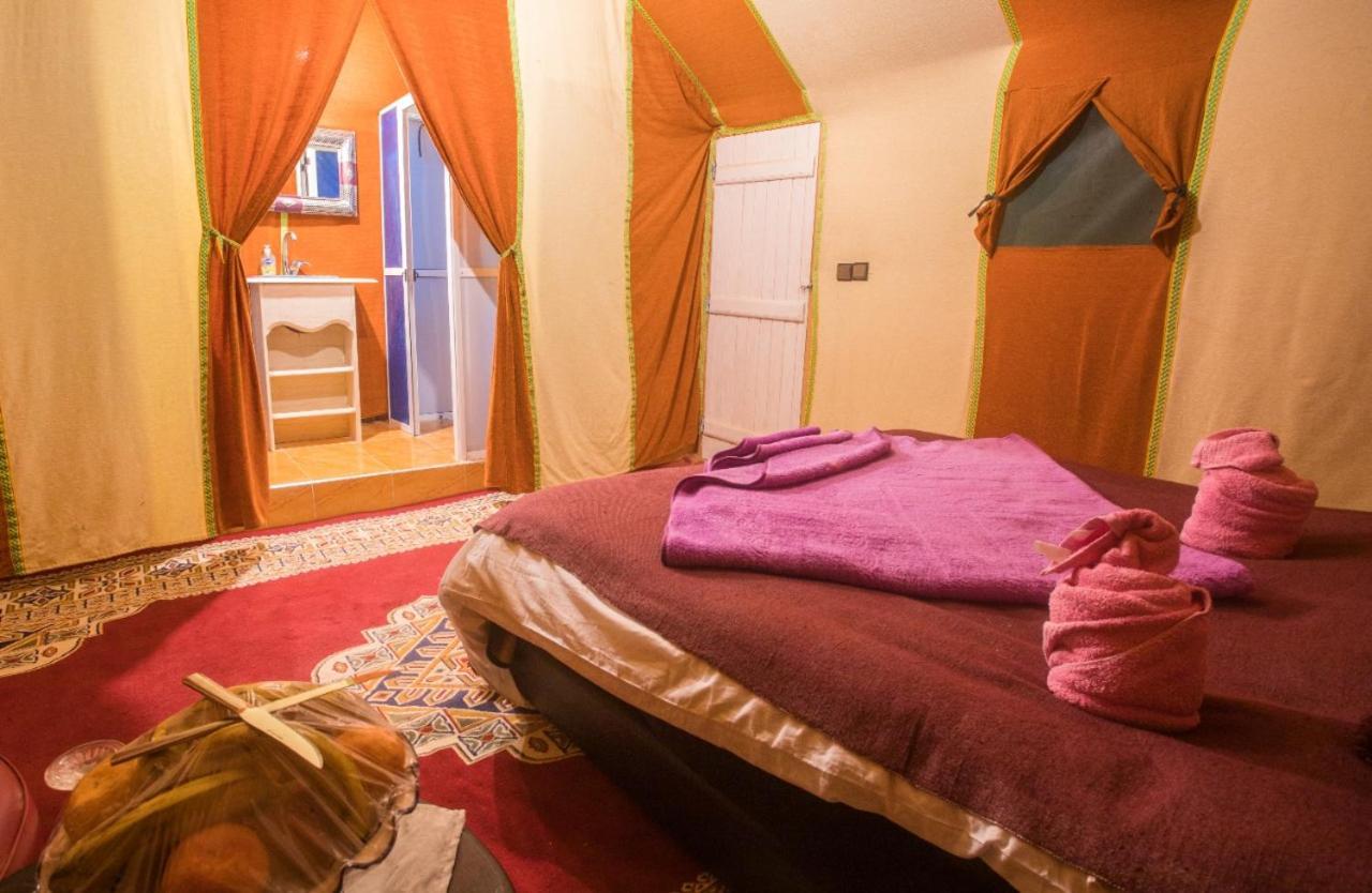 Ammar Luxury Camp Hotel Мерцуга Екстериор снимка